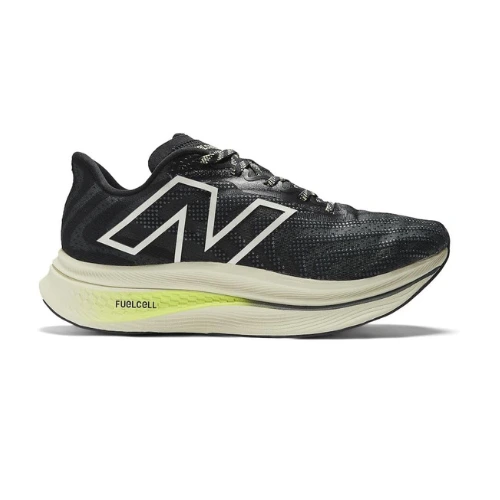 New Balance FuelCell SuperComp Trainer v2